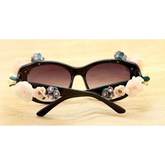 Retro Cat Eye Floral embellished Festival Sunglasses with UV protection lenses - Picture 3 of 6